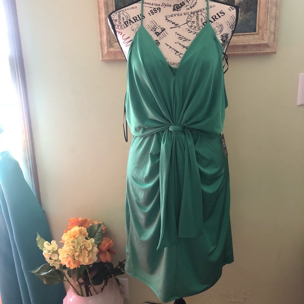 Express Green Dress Size M - Picture 2 of 4